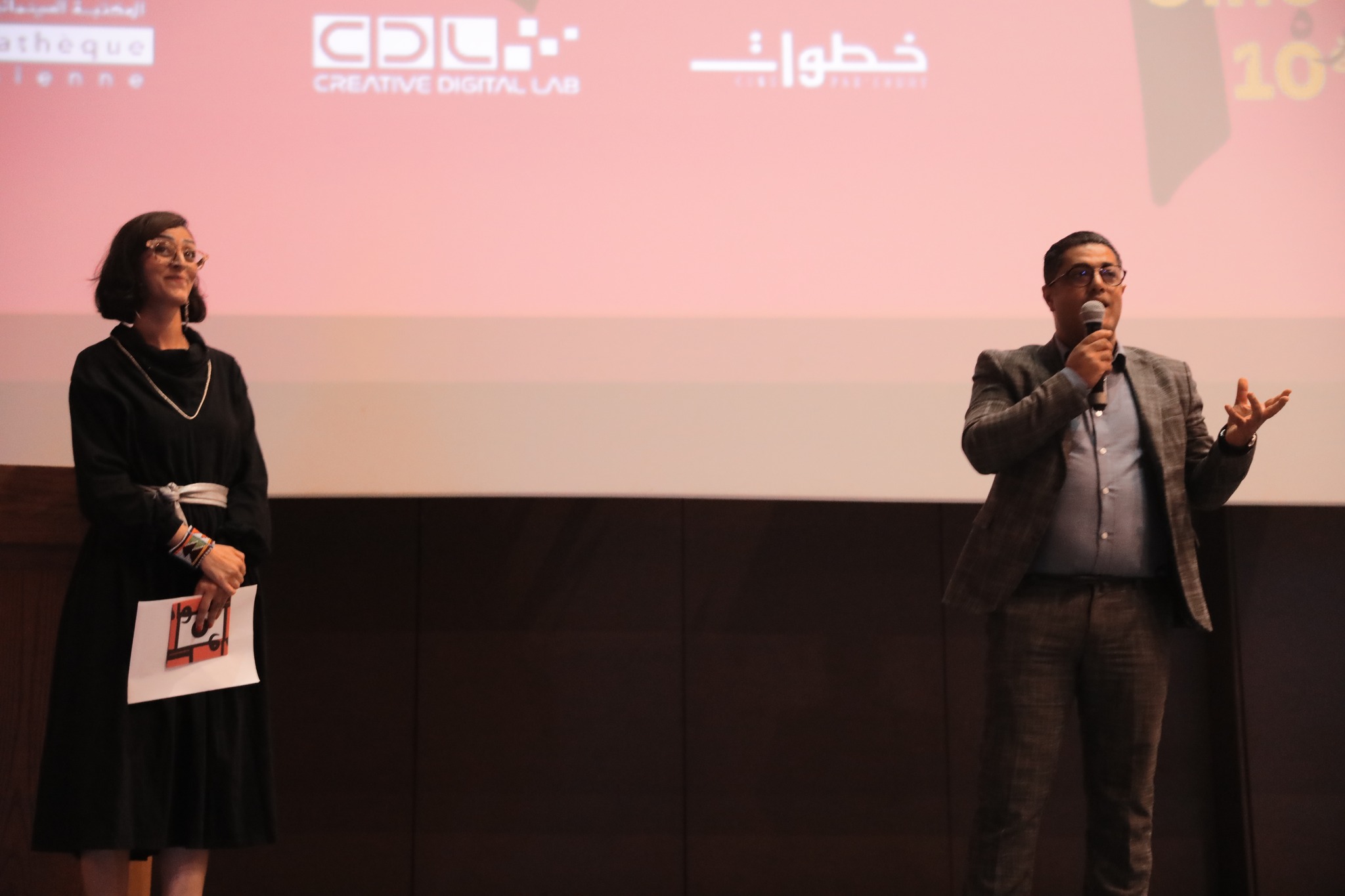 عودة بالصور